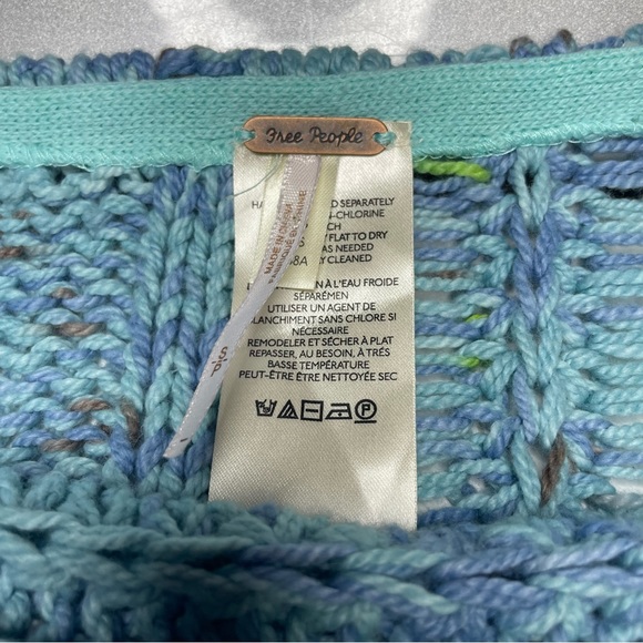 Free People Sweater - Picture 9 of 9